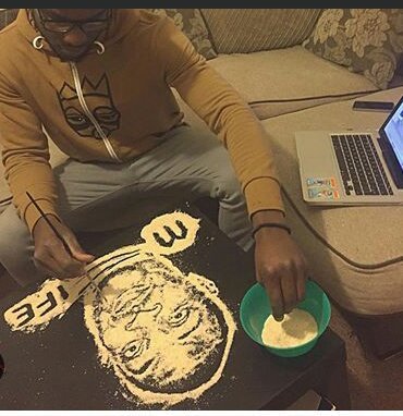 Don_Jazzys_fan_draws_a_picture_of_him_using_garri.jpg